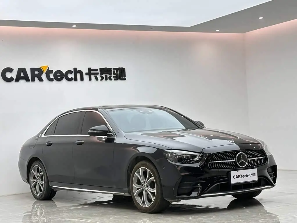 Mercedes-Benz E-Class 2020 — Photo 6/16