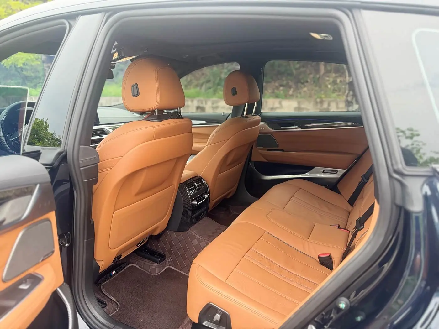 BMW 6 Series GT 2024 — Şəkil 10/14
