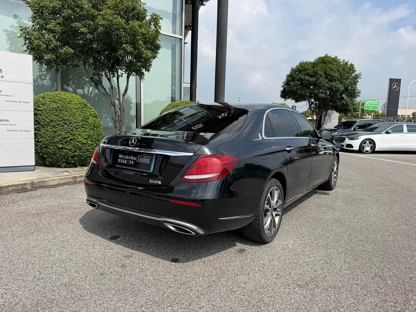 Mercedes-Benz E-Class 2018 — Фото 10/20