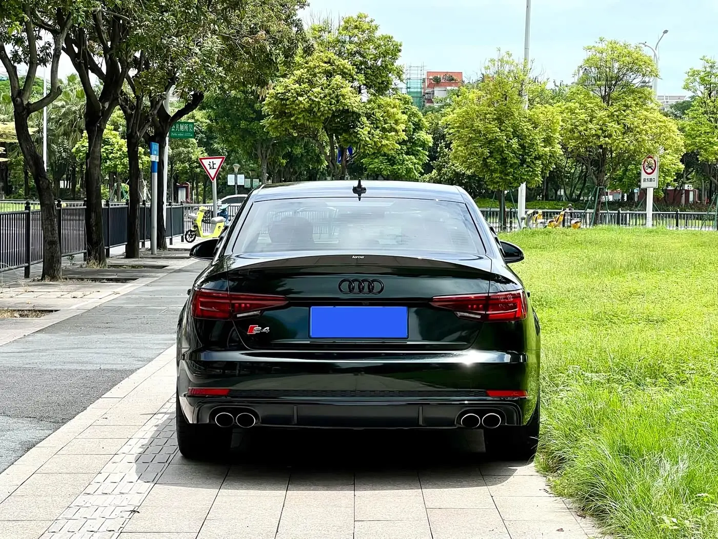 Audi S4 2019 — Photo 3/20
