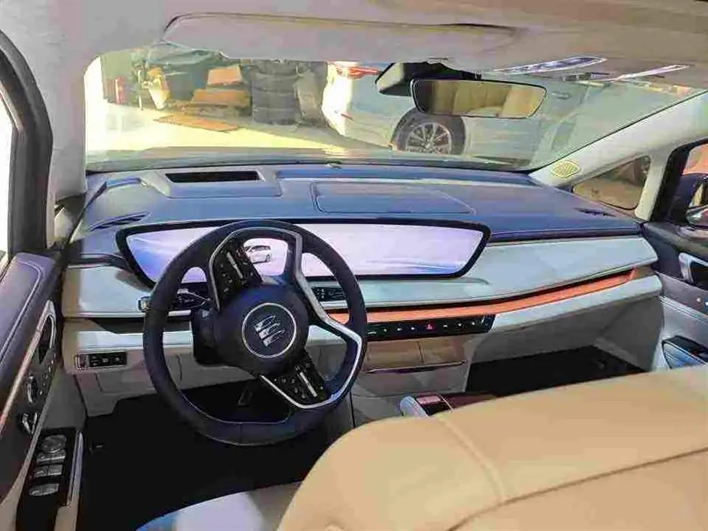 Buick GL8 New Energy 2025 — Şəkil 9/10
