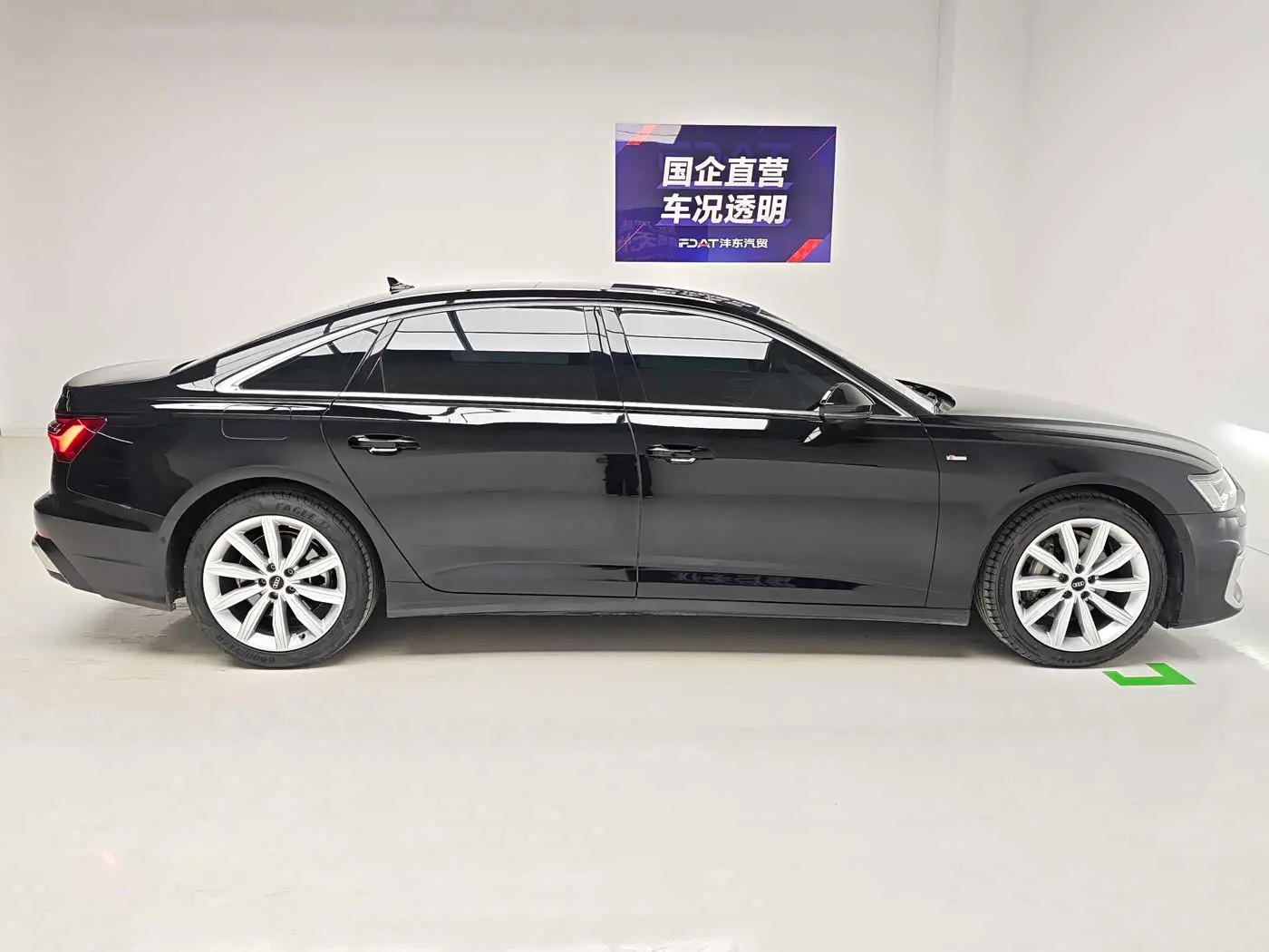 Audi A6L 2023 — Photo 6/13