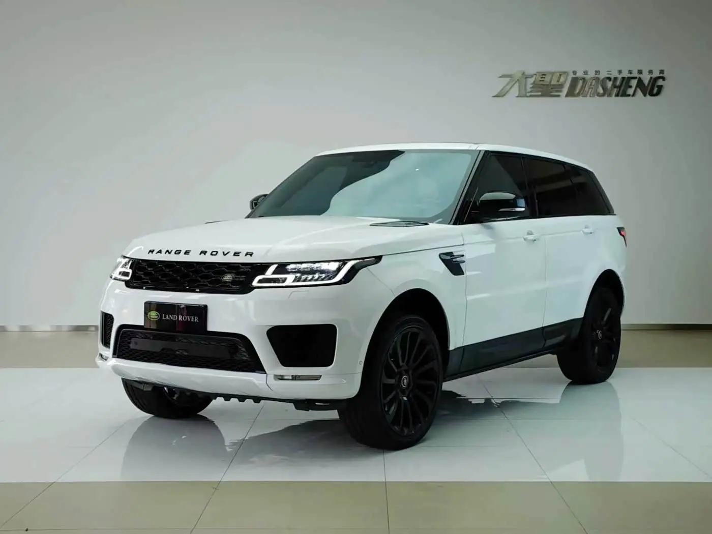 Land Rover Range Rover Sport 2014 — Photo 1/10