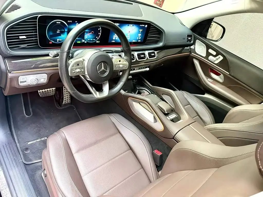 Mercedes-Benz GLS 2023 — Фото 3/9