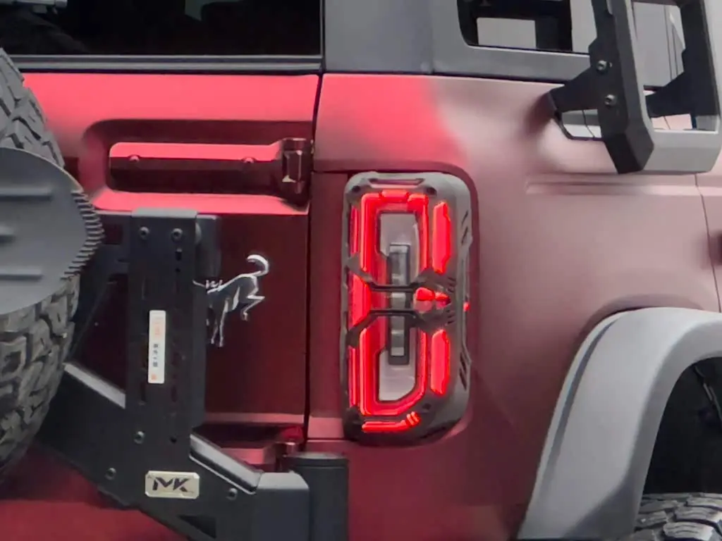 Ford Bronco 2024 — Şəkil 6/19