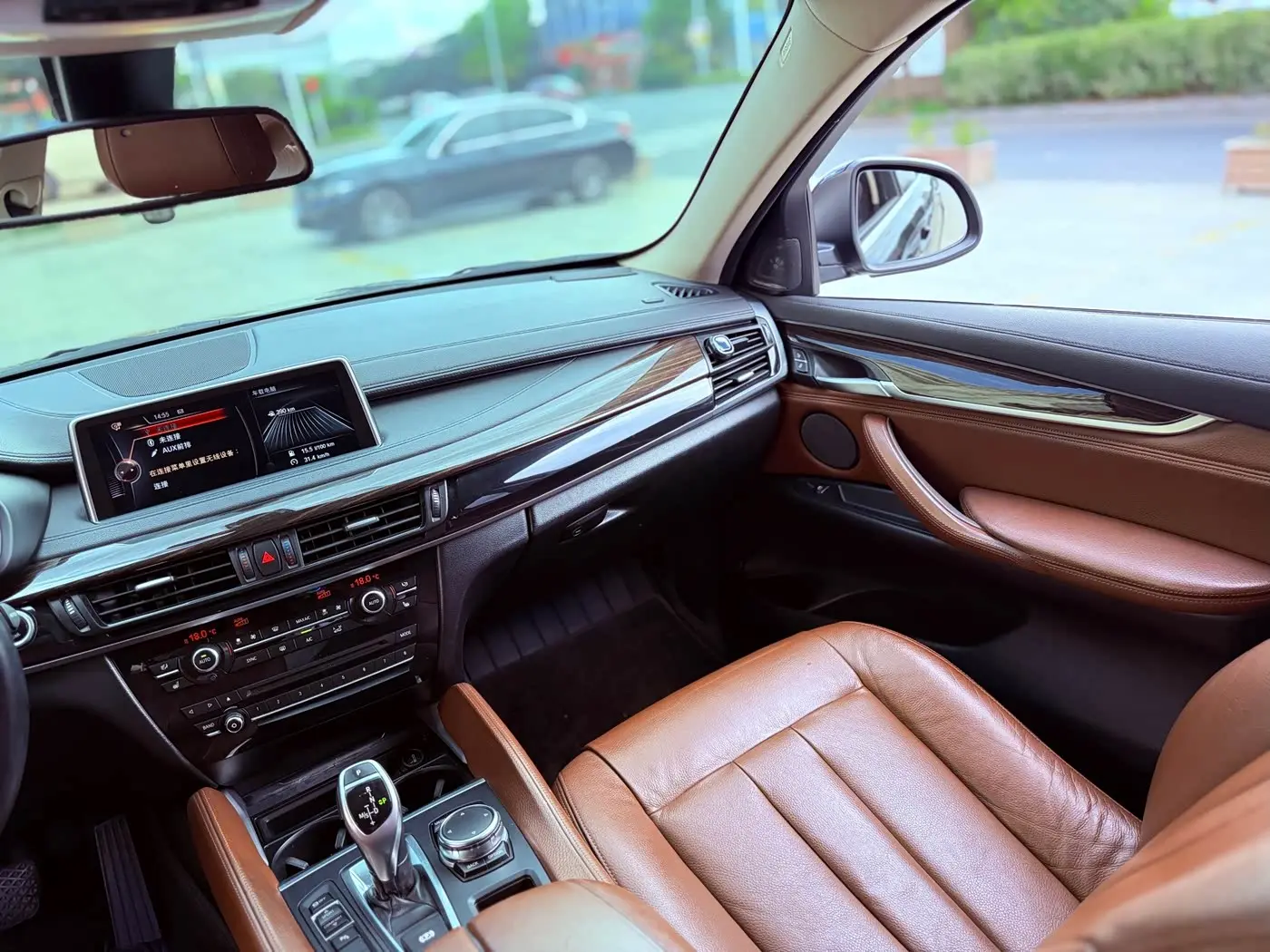 BMW X6 2015 — Photo 15/15