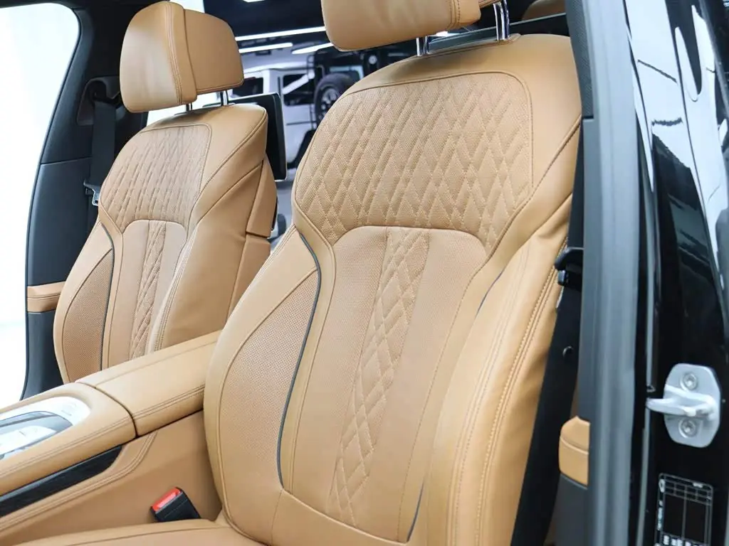 BMW 7 Series 2018 — ფოტო 3/20
