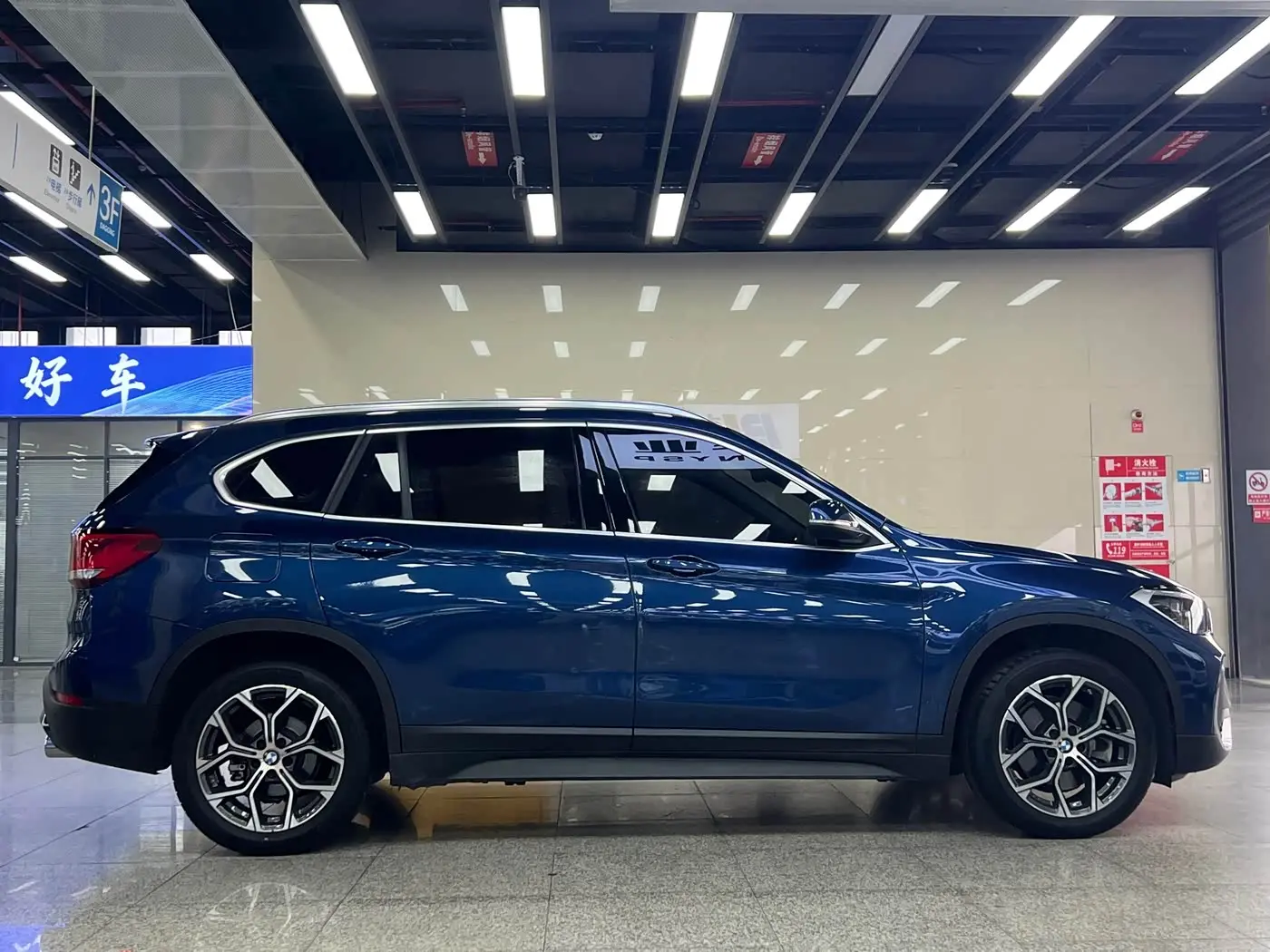 BMW X1 2023 — Фото 9/9