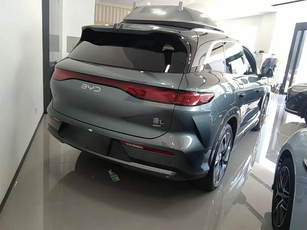 BYD Tang L 2025 — Photo 7/20