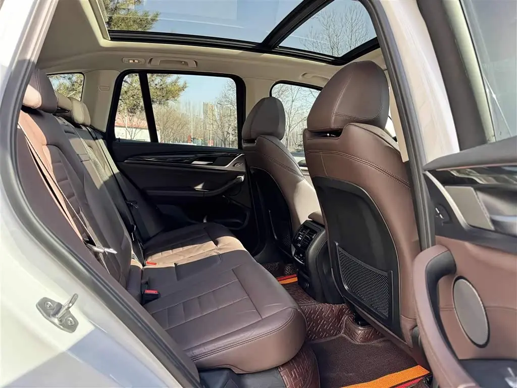 BMW X3 2019 — Photo 7/16