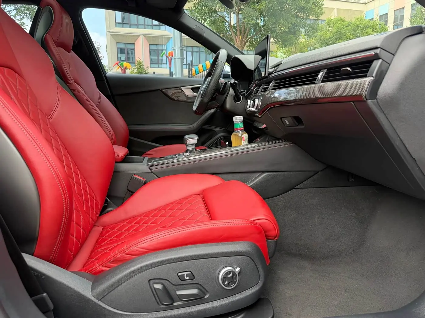 Audi S4 2024 — Photo 11/18