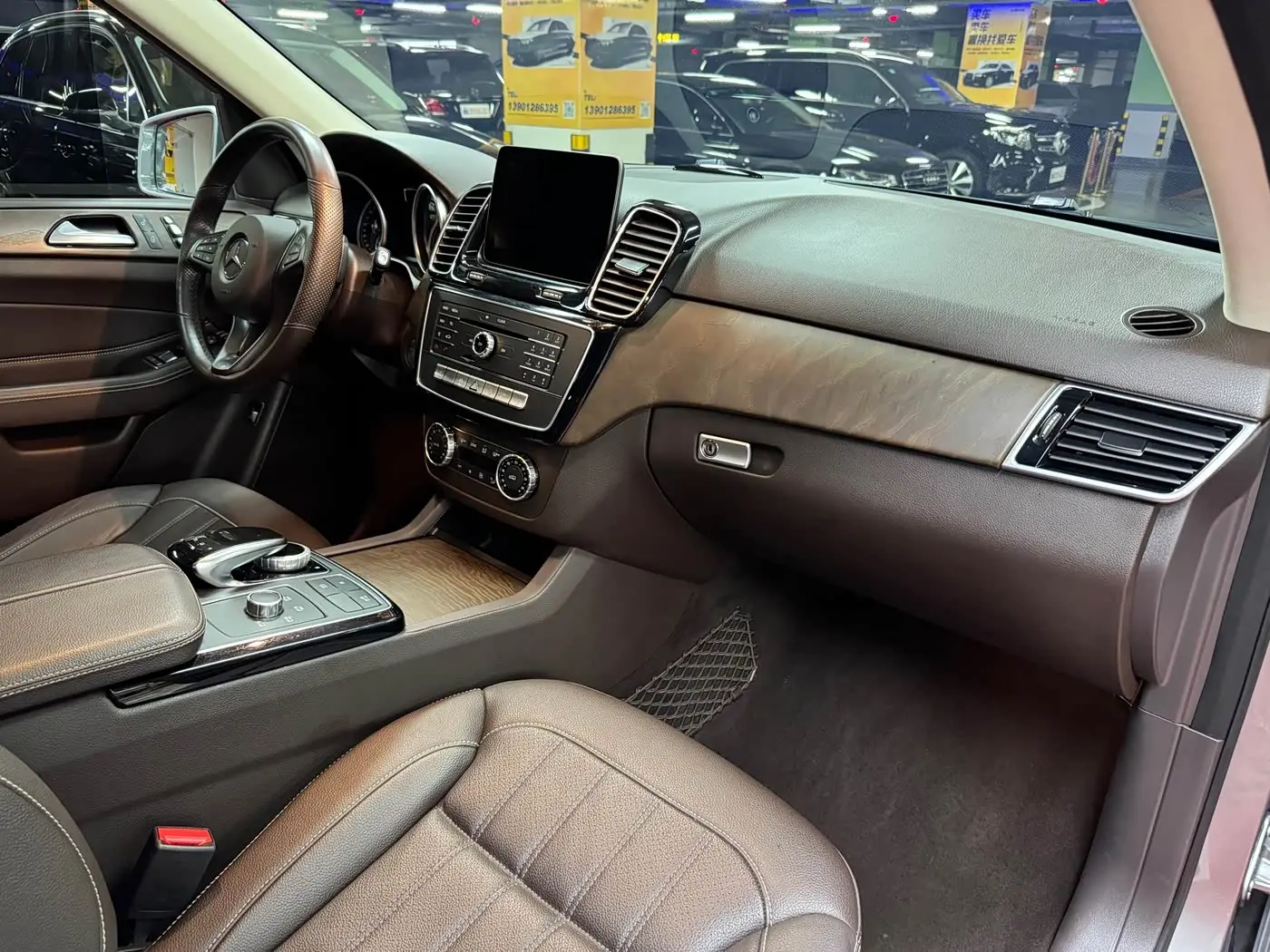 Mercedes-Benz GLE 2016 — Фото 13/20
