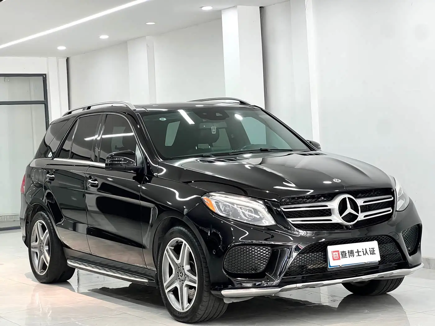 Mercedes-Benz GLE 2017 — Фото 3/12