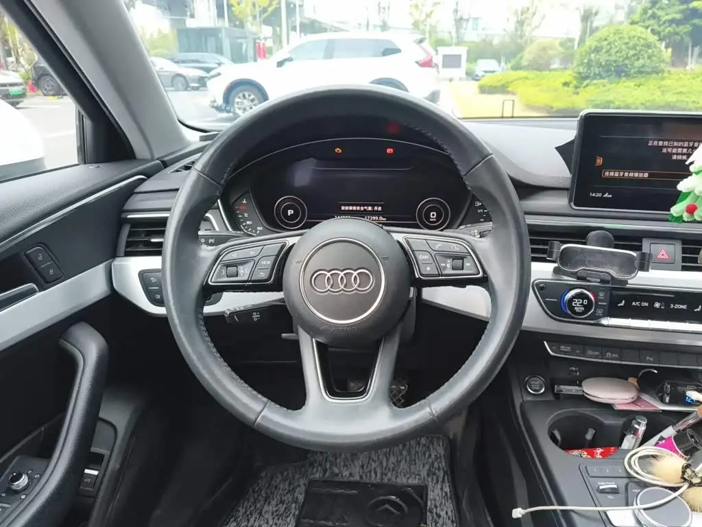 Audi A4L 2018 — Фото 7/20
