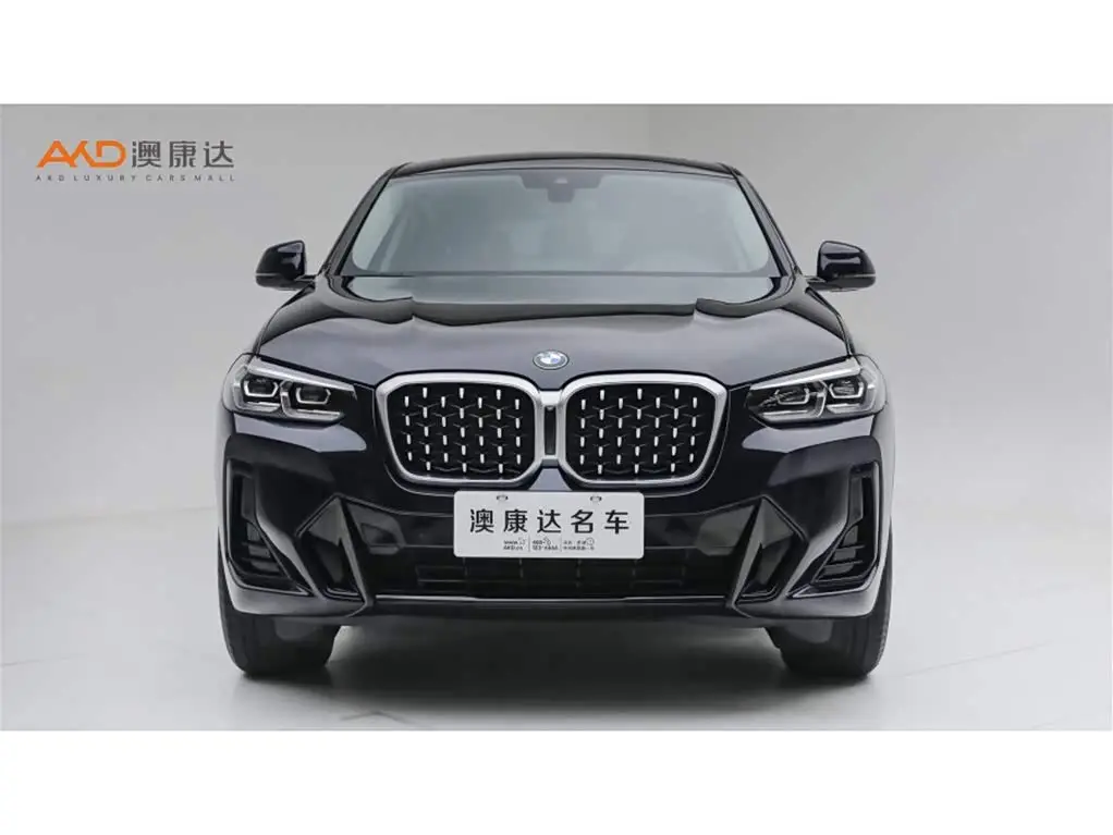BMW X4 2023 — Photo 2/10