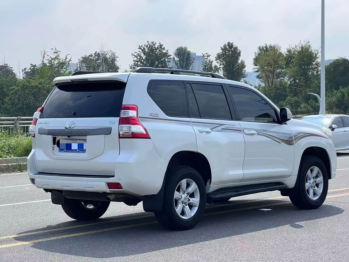 Toyota Prado 2017 — Фото 5/17