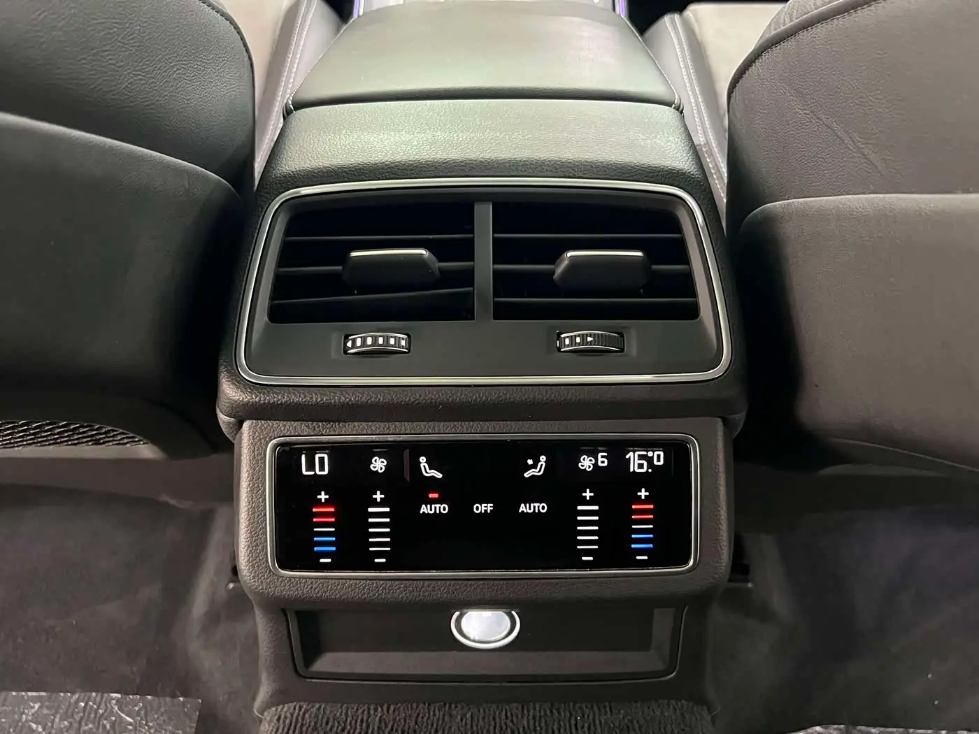 Audi A6L 2021 — Şəkil 13/18