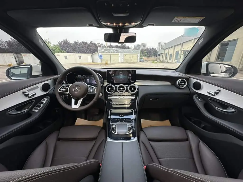 Mercedes-Benz GLC 2020 — Şəkil 11/17