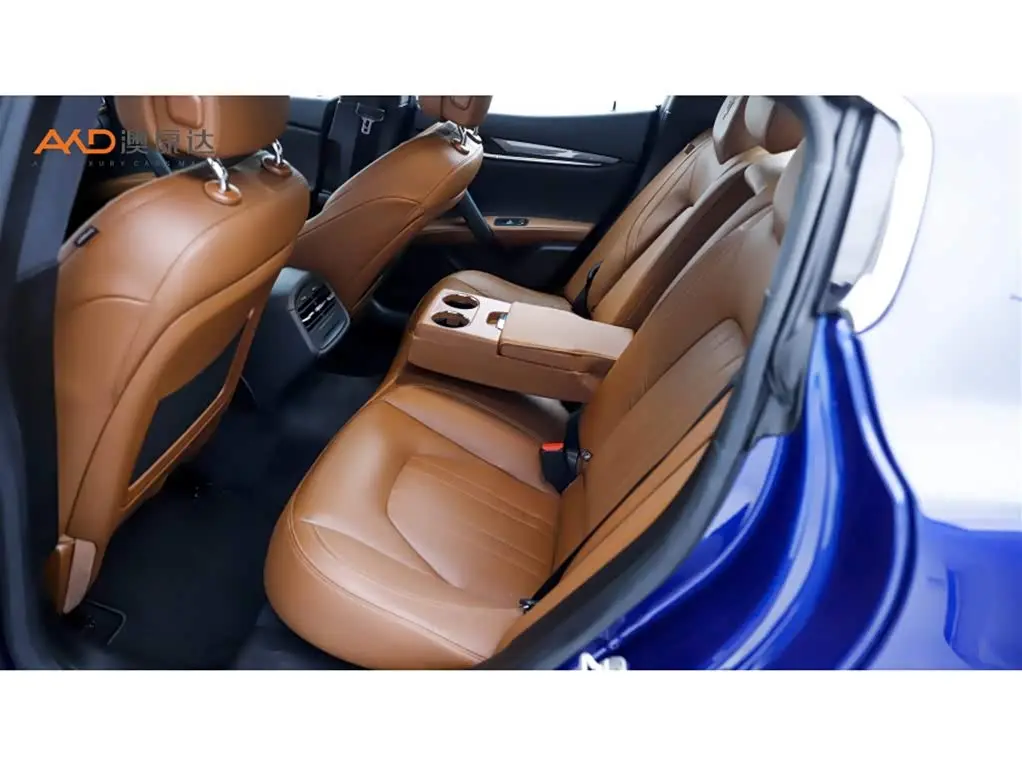 Maserati Ghibli 2021 — Photo 7/10