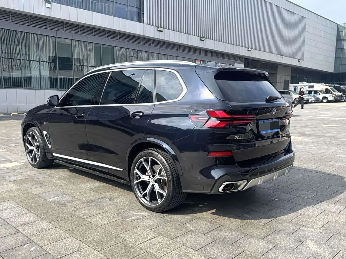 BMW X5 2024 — Photo 9/9