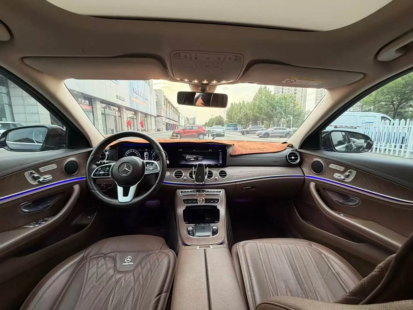 Mercedes-Benz E-Class 2018 — Photo 5/10