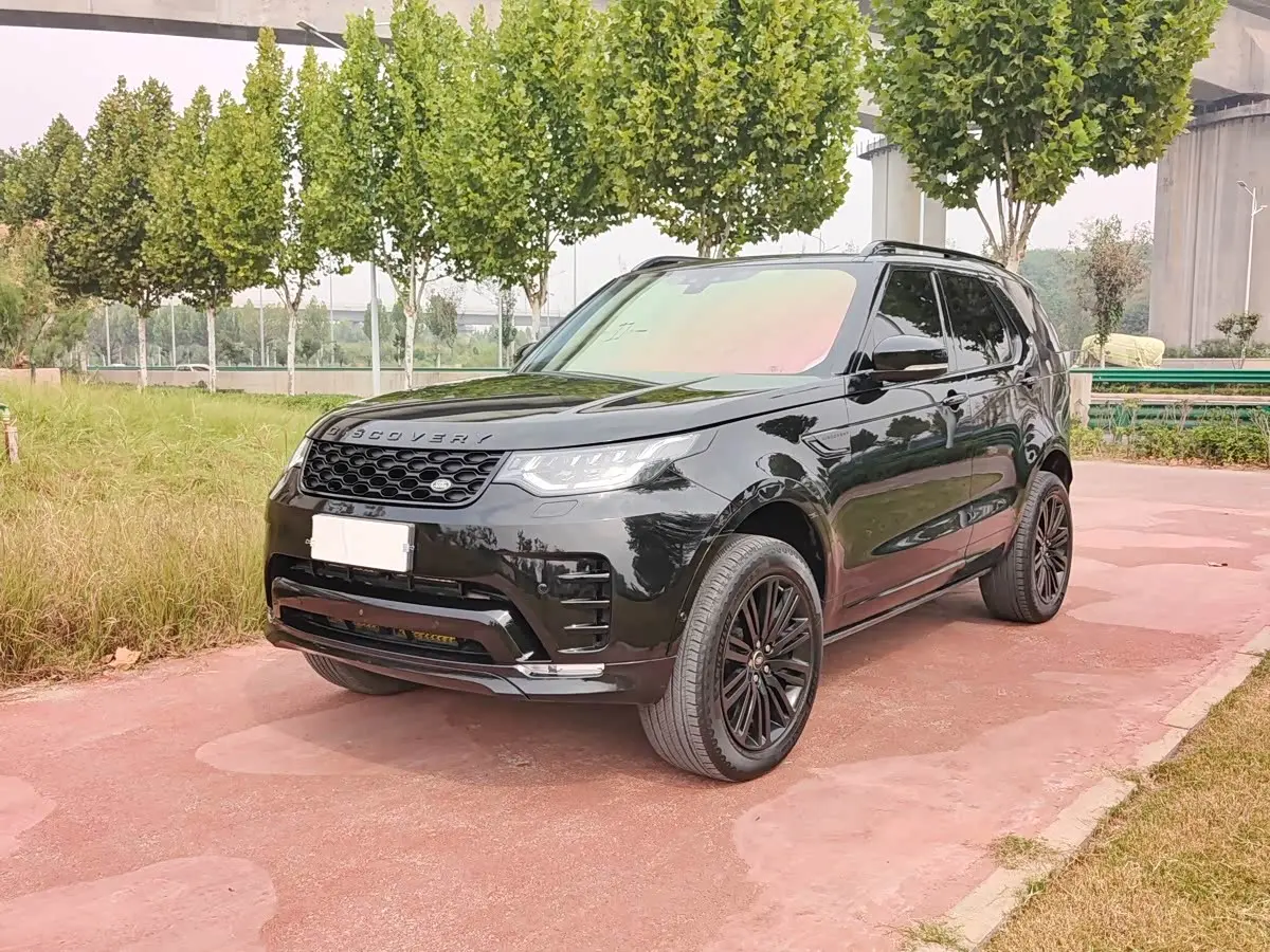 Land Rover Discovery 2017 — Фото 1/19