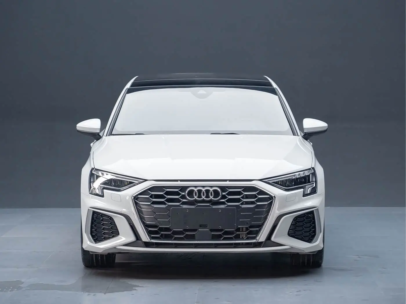 Audi A3 2023 — Фото 5/20