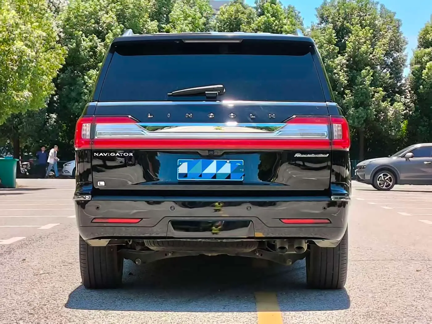 Lincoln Navigator 2021 — Şəkil 9/20