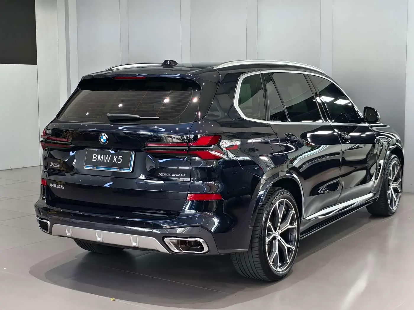 BMW X5 2024 — Photo 4/18