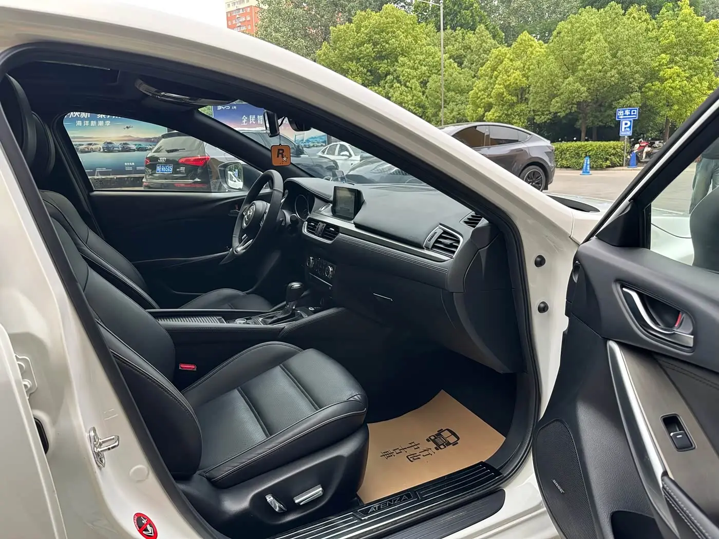 Mazda Atenza 2019 — ფოტო 11/20