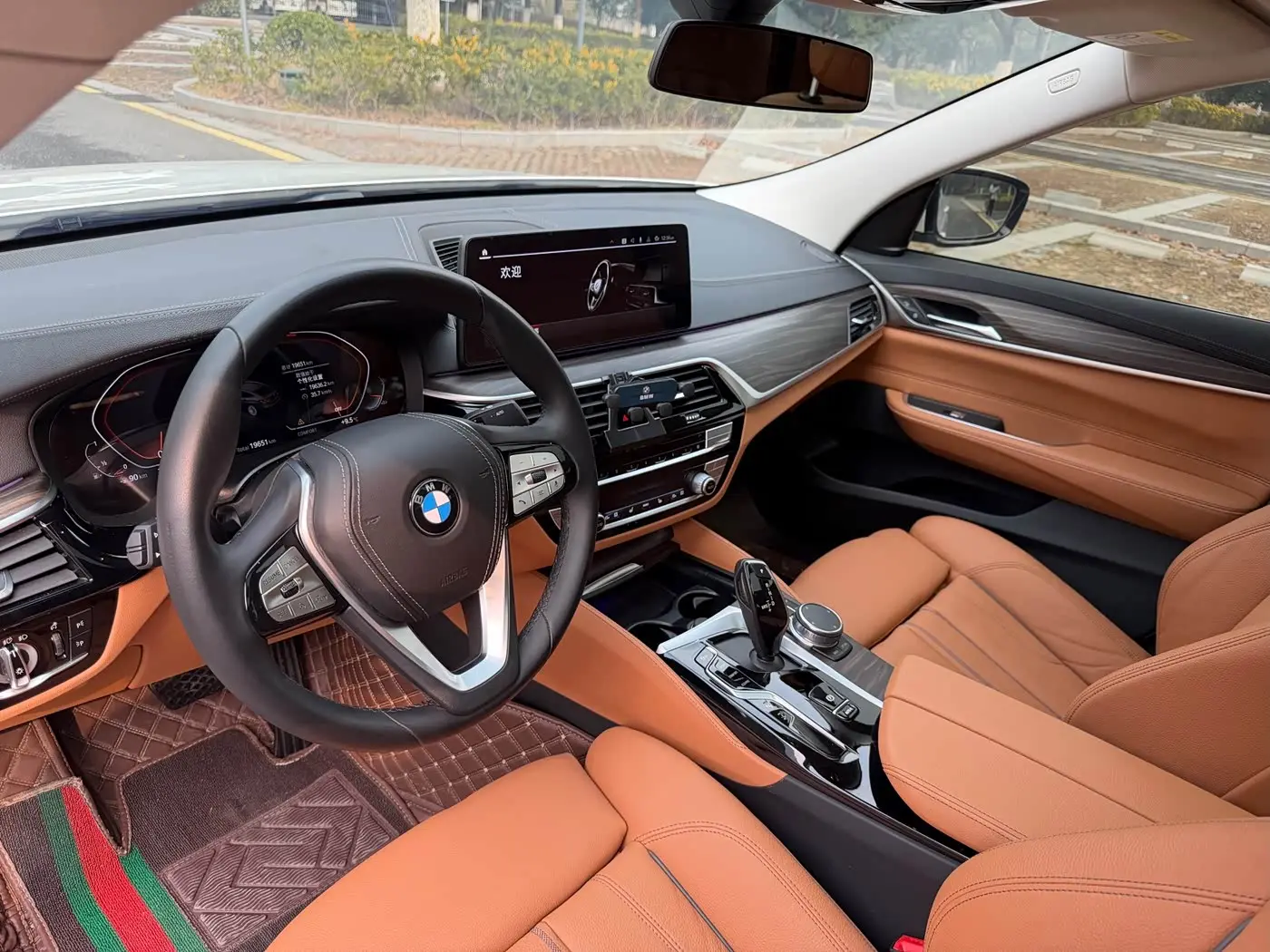 BMW 6 Series GT 2024 — Photo 4/20