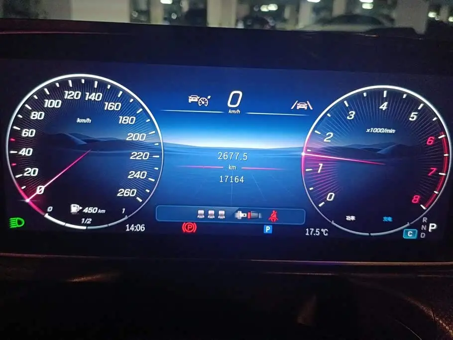 Mercedes-Benz C-Class 2025 — Şəkil 14/16