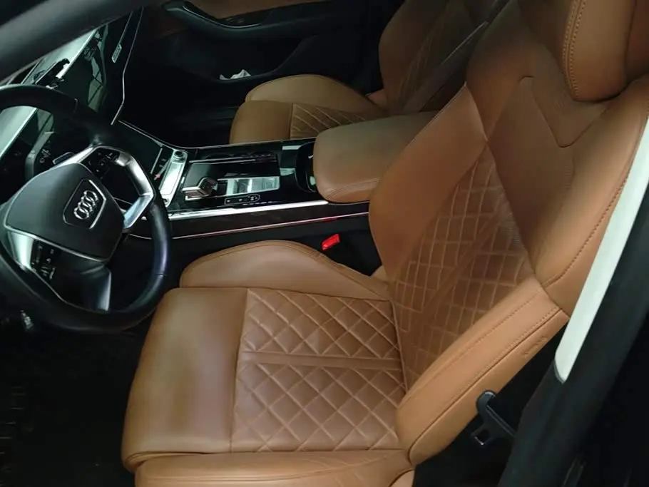 Audi A8 2021 — Photo 9/16
