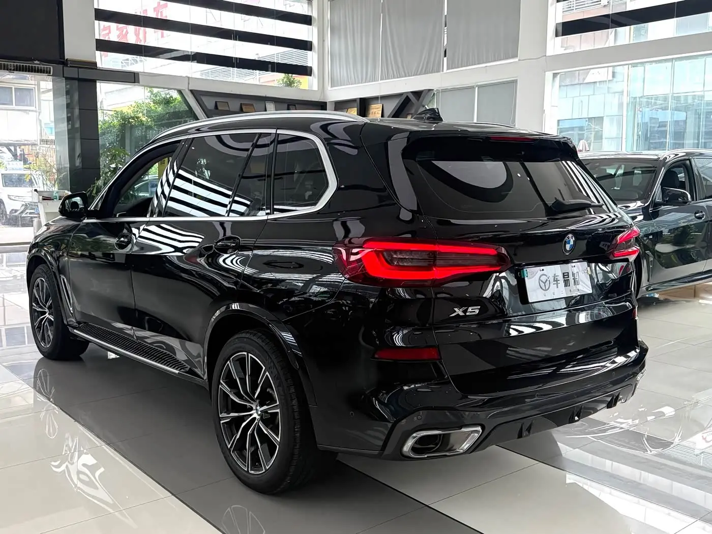 BMW X5 2023 — Şəkil 18/20
