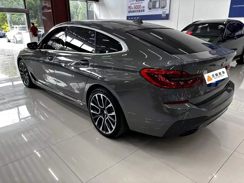 BMW 6 Series GT 2021 — Photo 2/13