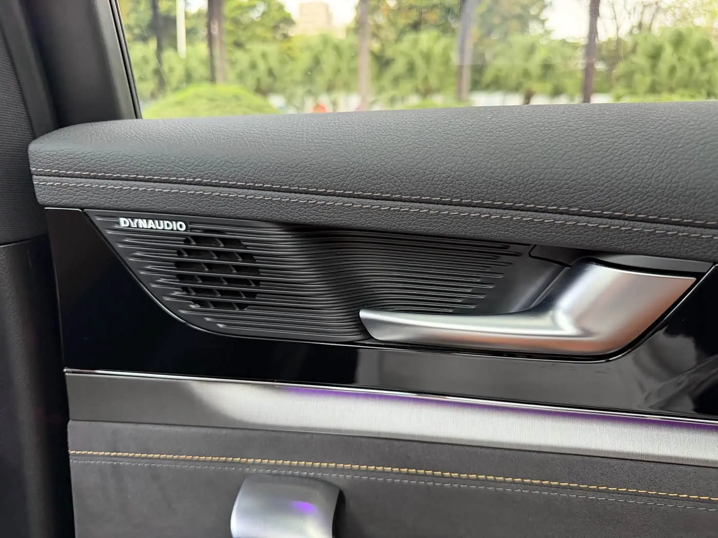 BYD Tang New Energy 2024 — Photo 19/20
