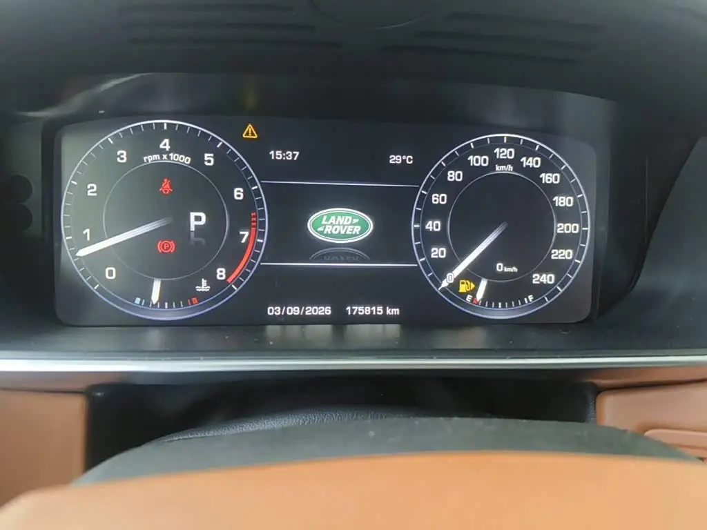 Land Rover Range Rover Sport 2013 — Photo 4/13