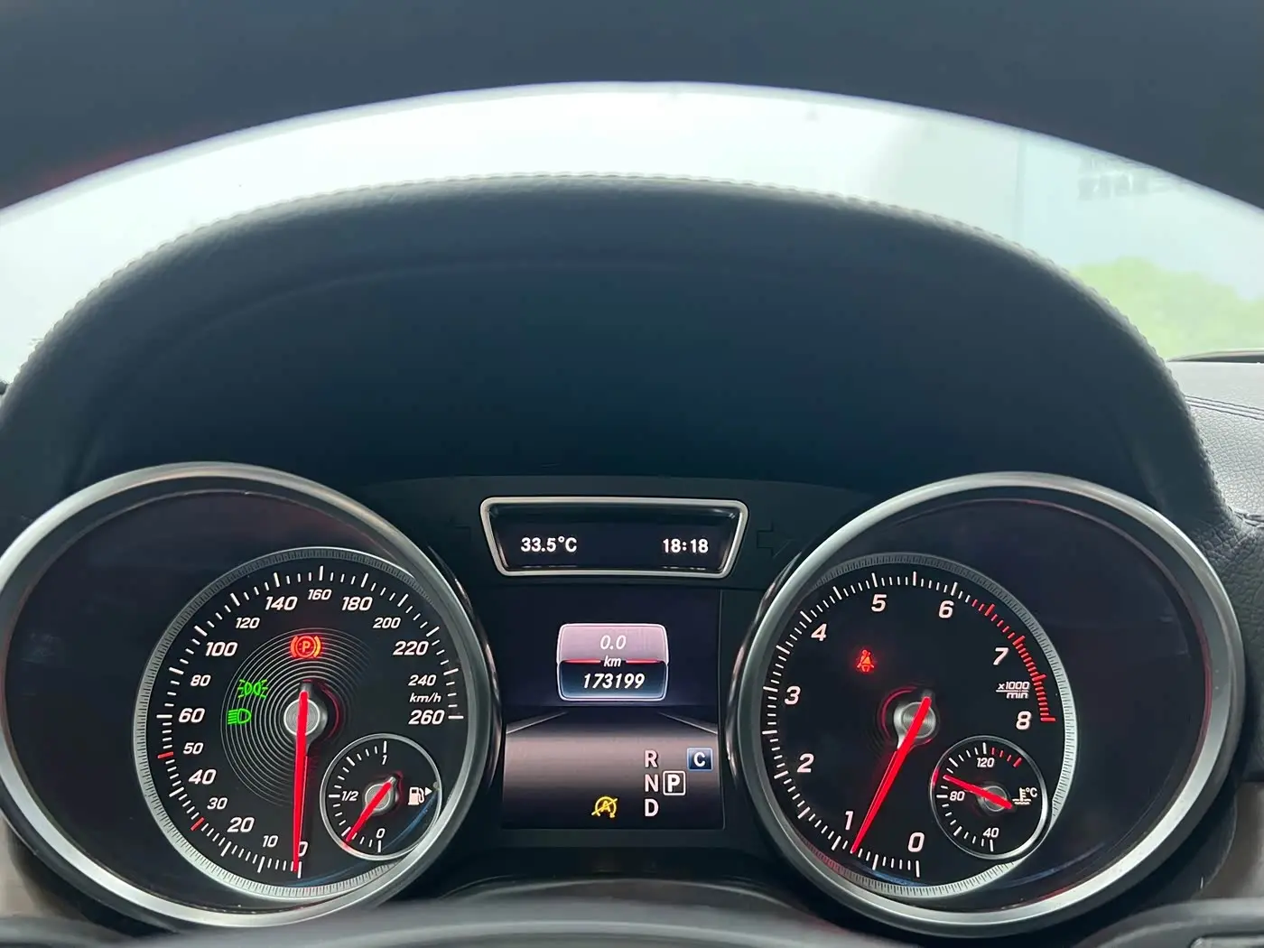 Mercedes-Benz GLE 2018 — Şəkil 13/13