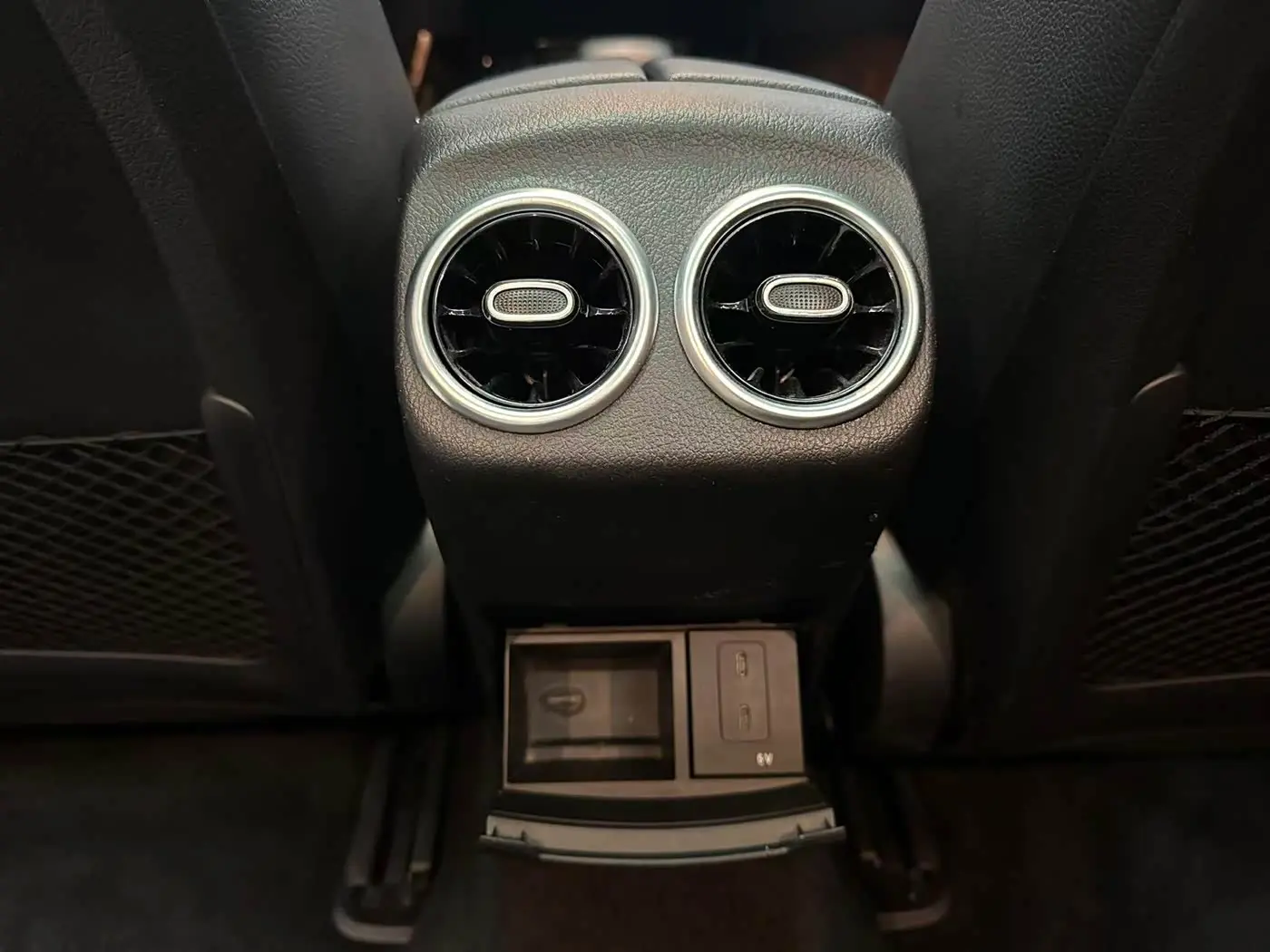Mercedes-Benz A-Class 2020 — Фото 12/17