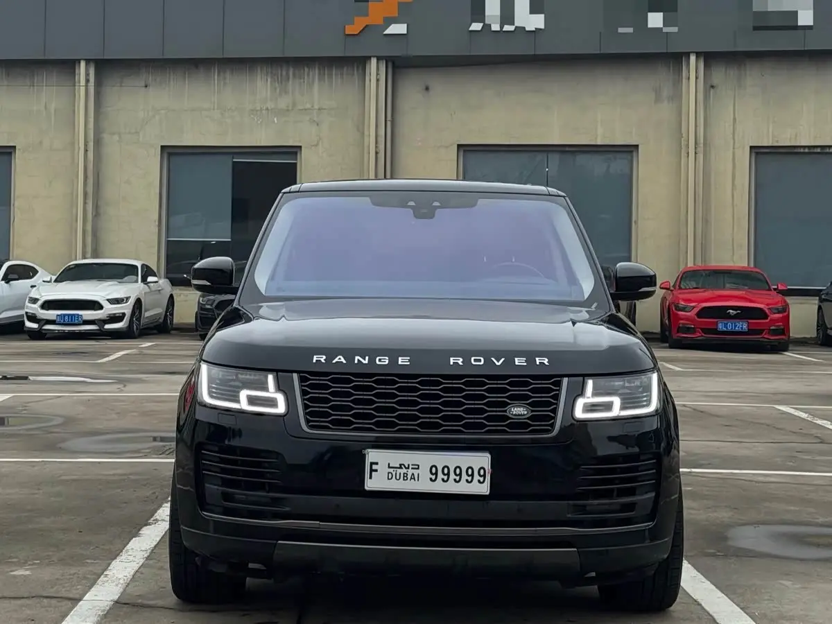 Land Rover Range Rover 2021 — Фото 2/9