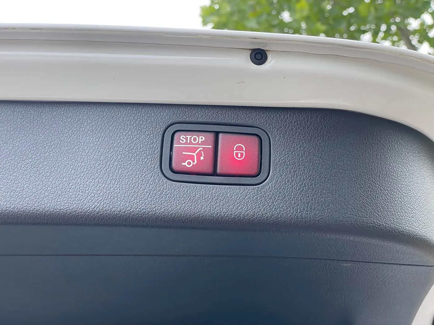 Mercedes-Benz C-Class AMG 2024 — Photo 19/20