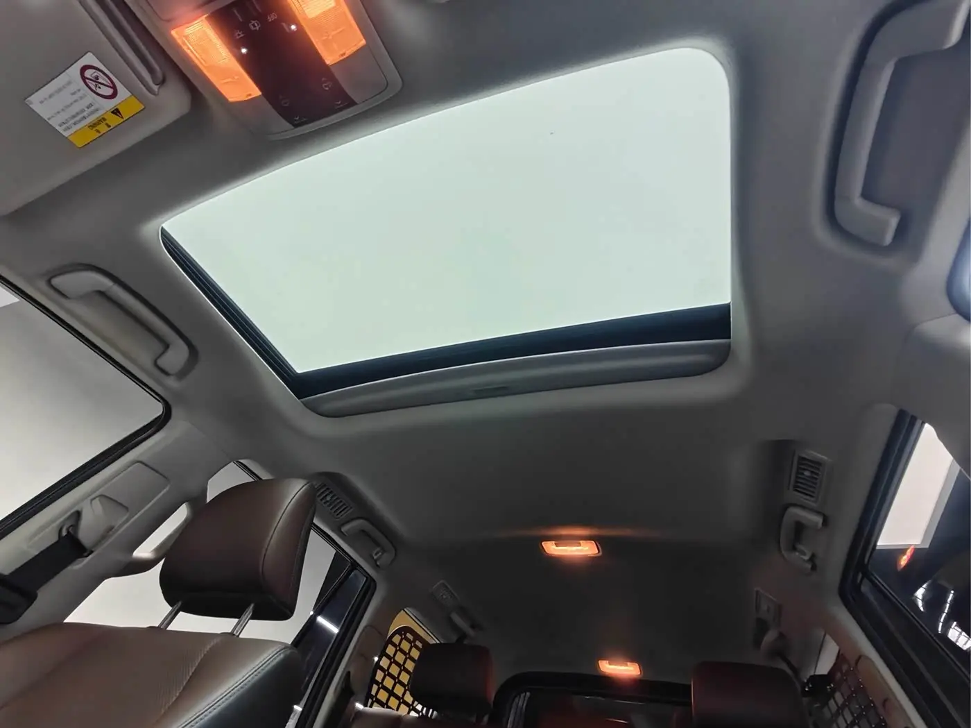 Toyota Prado 2018 — Photo 12/17