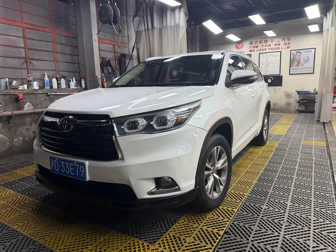 Toyota Highlander 2017 — Photo 1/20