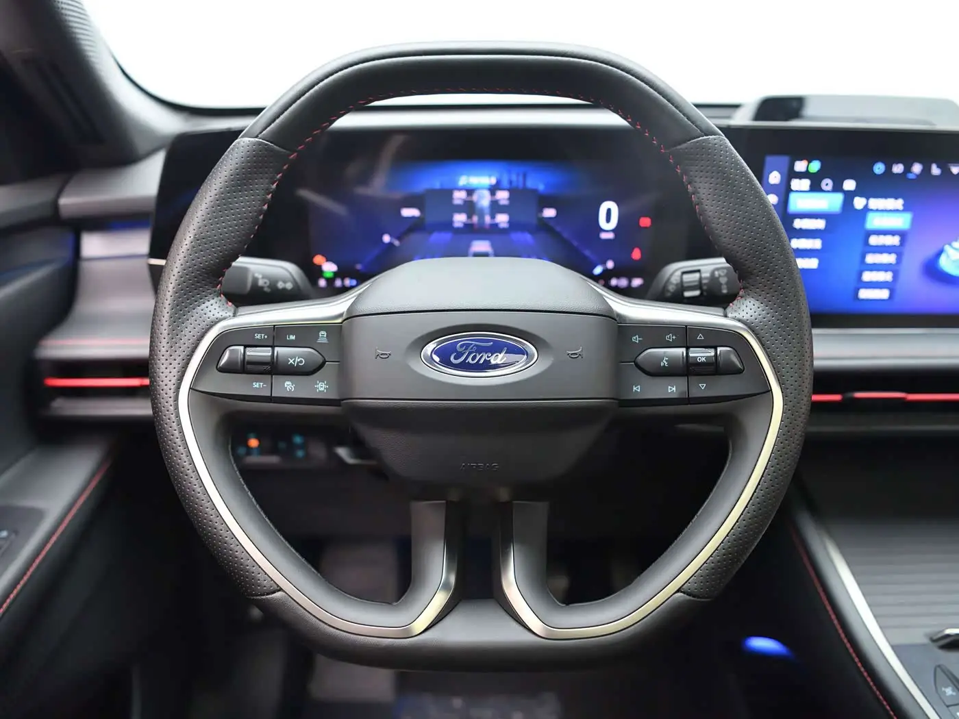 Ford Edge 2023 — ფოტო 13/15