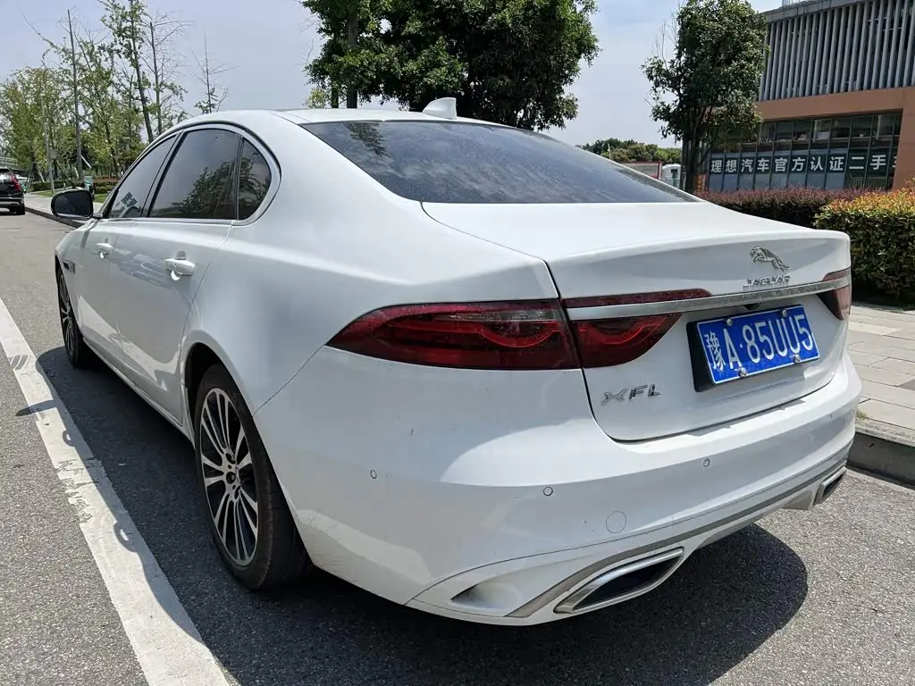 Jaguar XFL 2025 — Фото 6/9