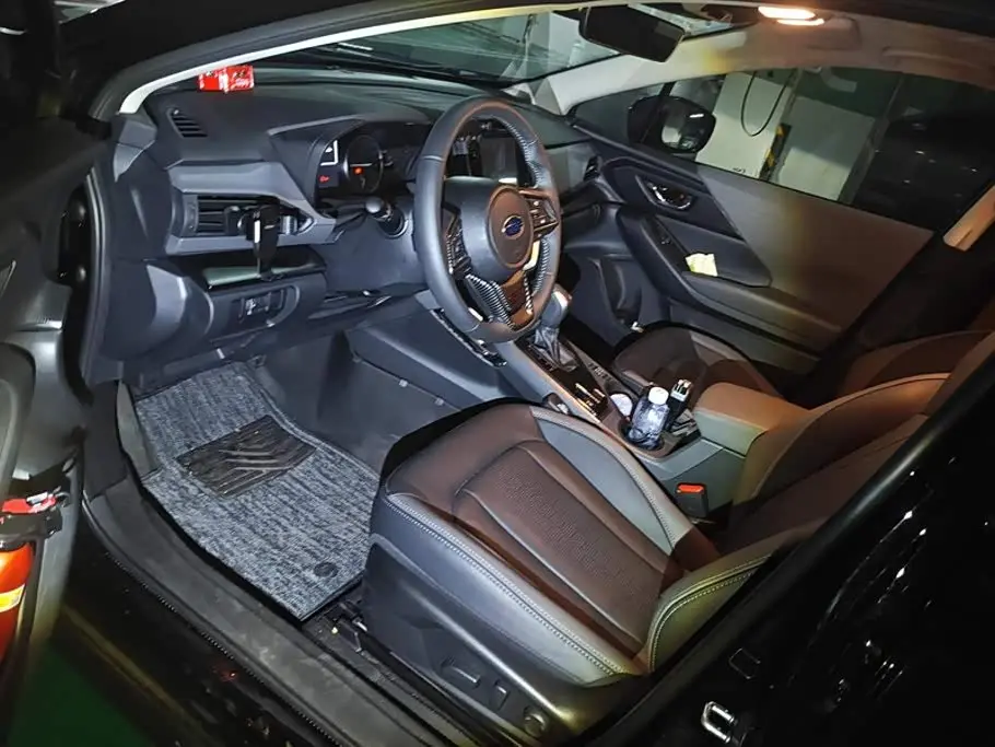 Subaru Crosstrek 2026 — Photo 9/16