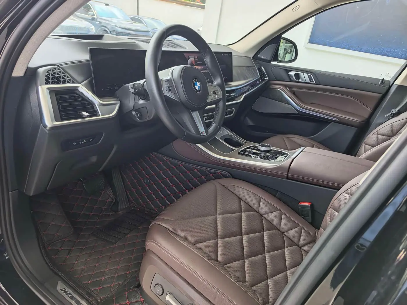BMW X5 2025 — Photo 2/16