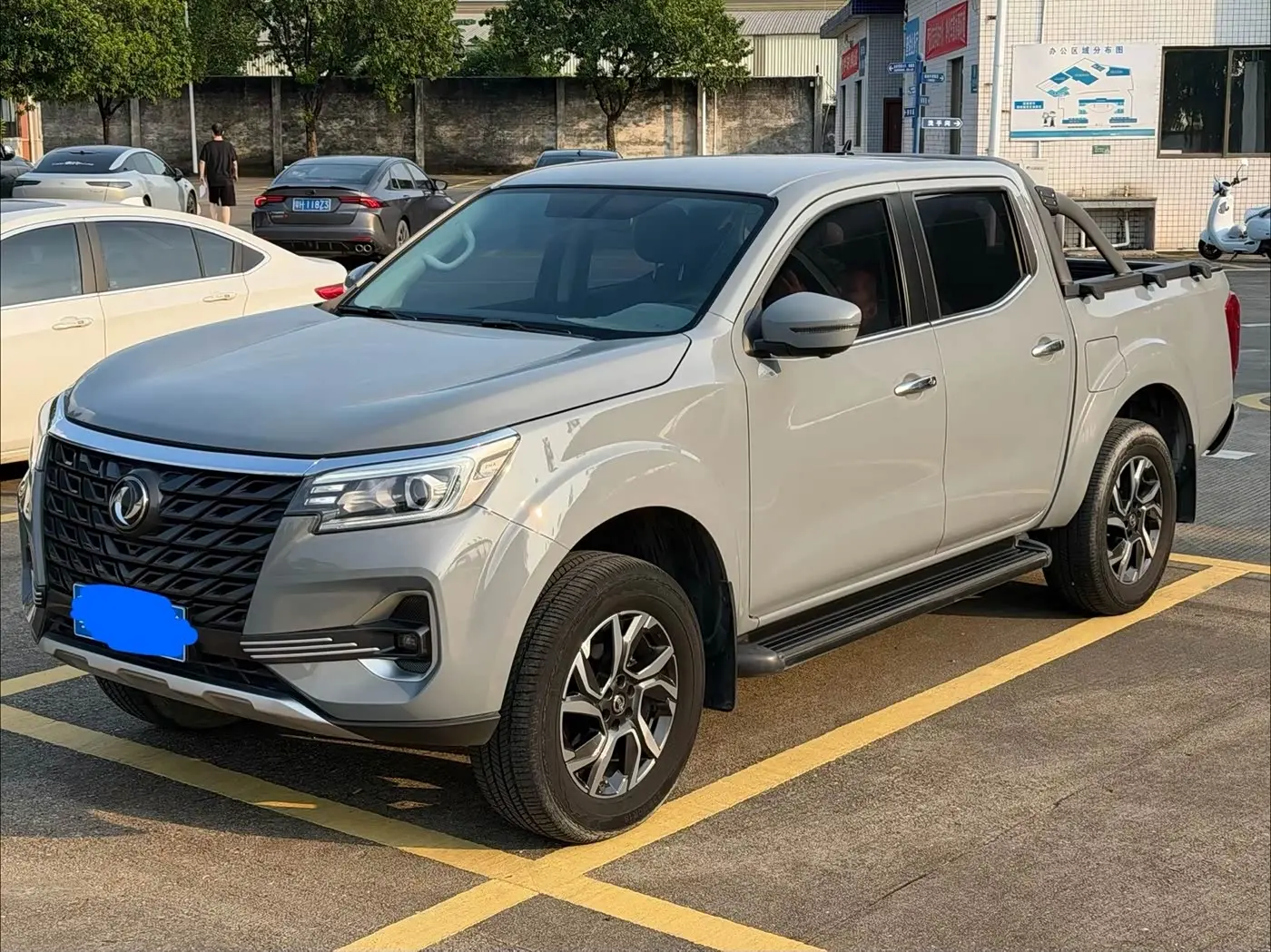 Dongfeng Rich 7 2022 — Şəkil 1/10