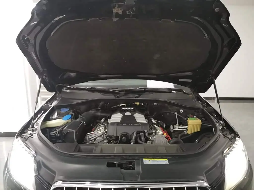 Audi Q7 2015 — Photo 17/20