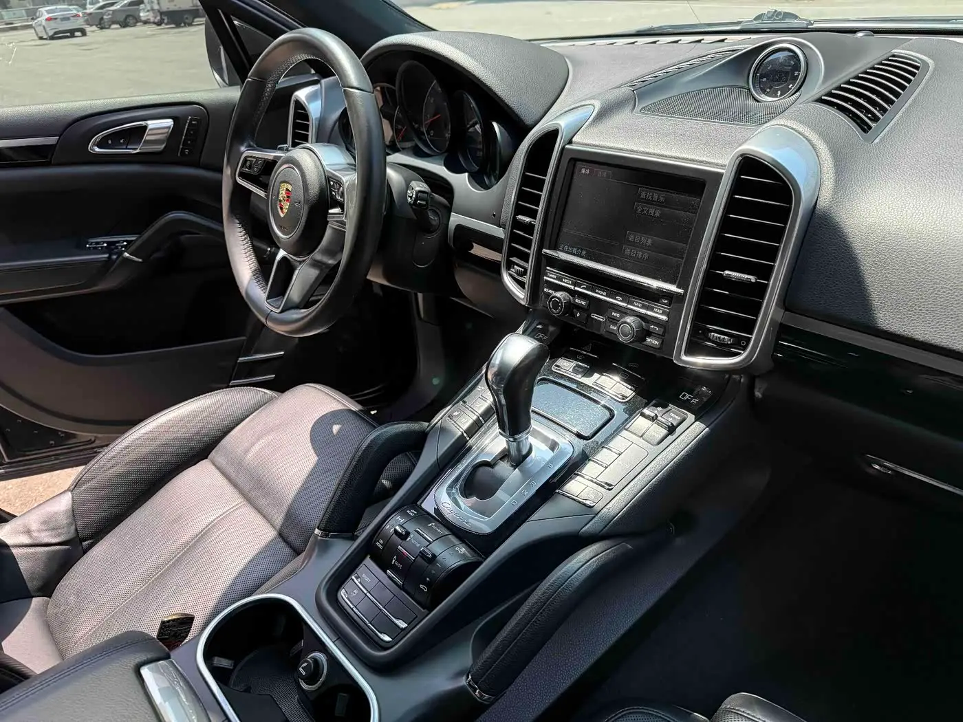 Porsche Cayenne 2014 — Photo 16/20